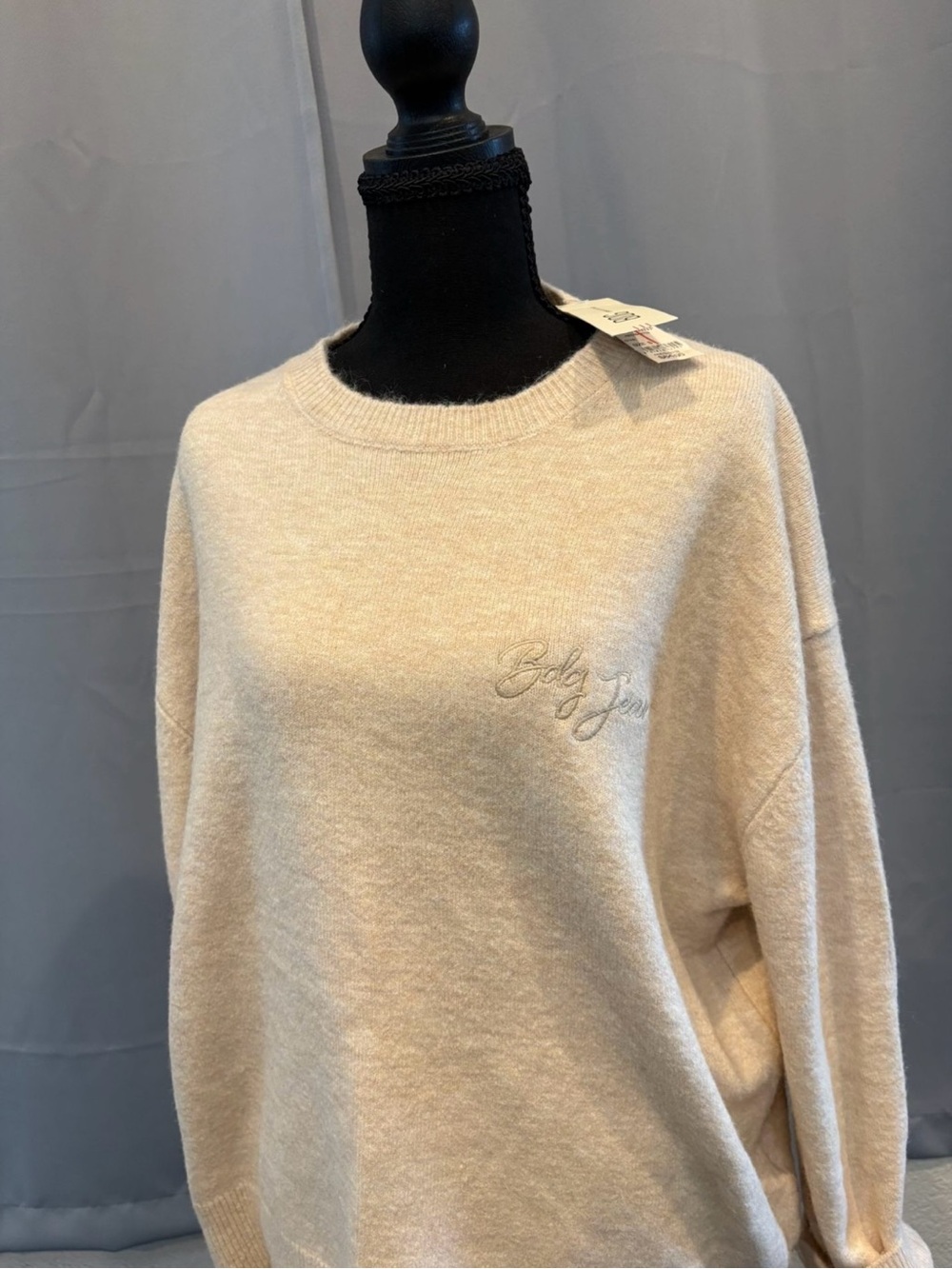 Ivory BDG URBAN OUTFITTERS BF CREWNECK SWEATSHIRT